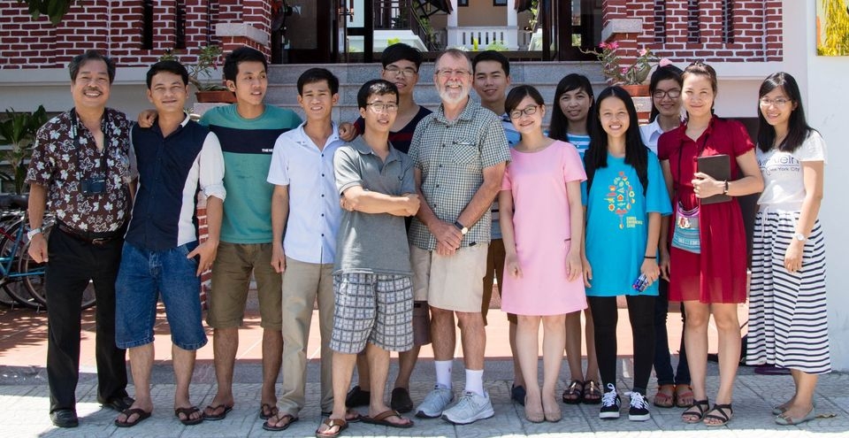 Học bổng Quỹ Philip David Gray dành cho sinh viên Việt Nam
